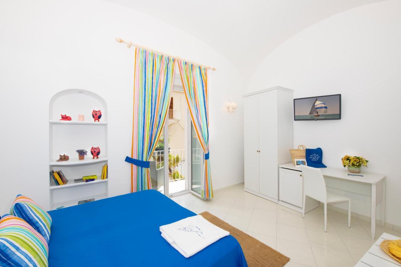 Casa Lucienne Apartment Positano Bagian luar foto